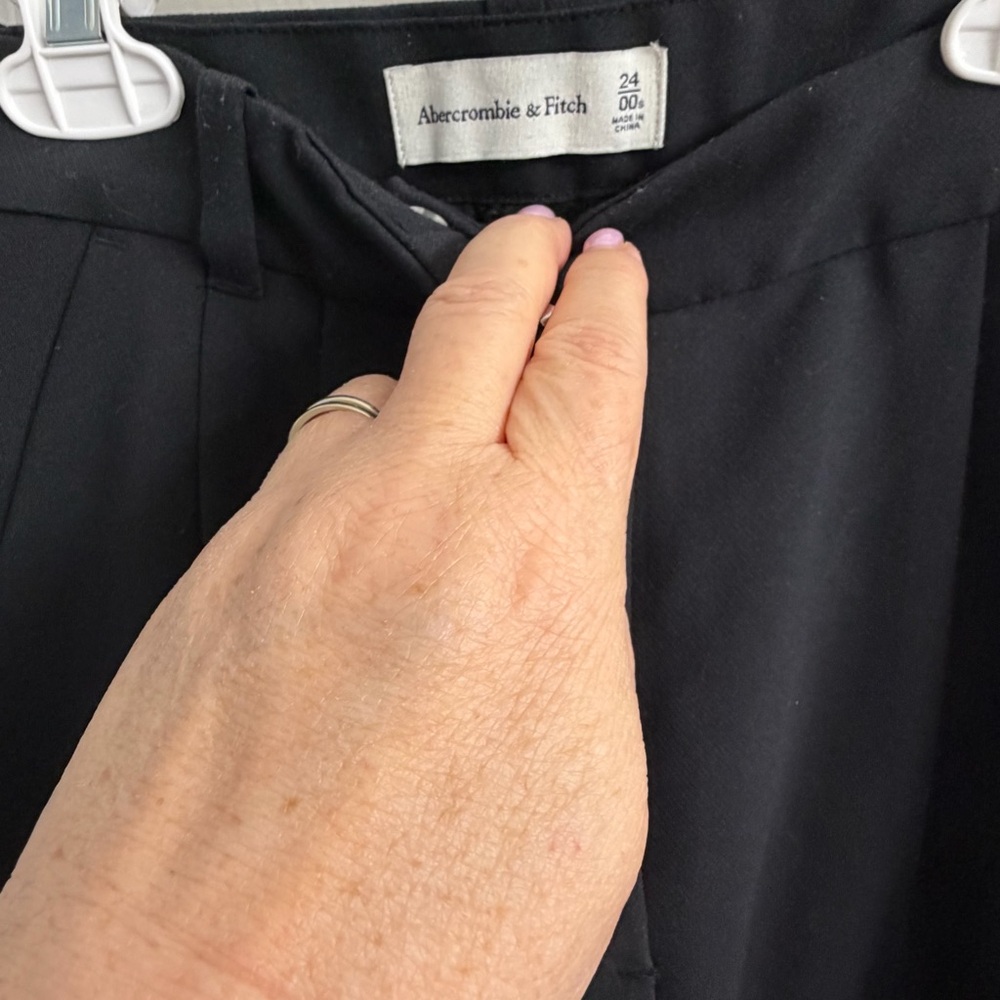 Abercrombie & Fitch Sloane Tailored Wide-Leg Women's Black Trousers Size 24 (00) - Picture 4 of 16